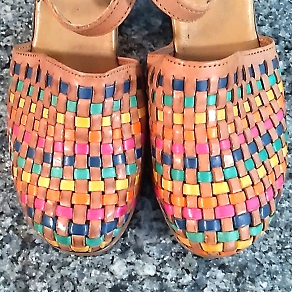 D'ARTE Leather Weaved Multicolor Platform Heels. Size 26 (Size 9 US) - Picture 8 of 14